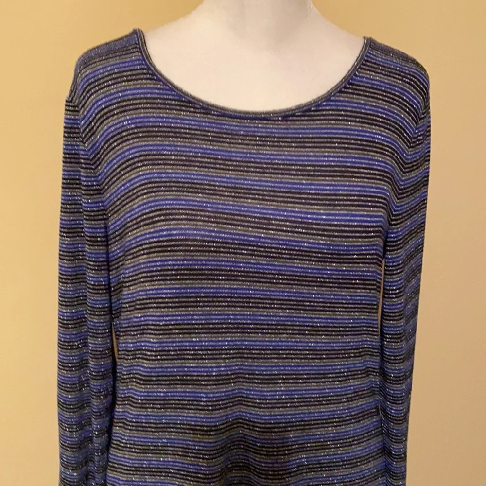 Talbots top - Picture 2 of 13